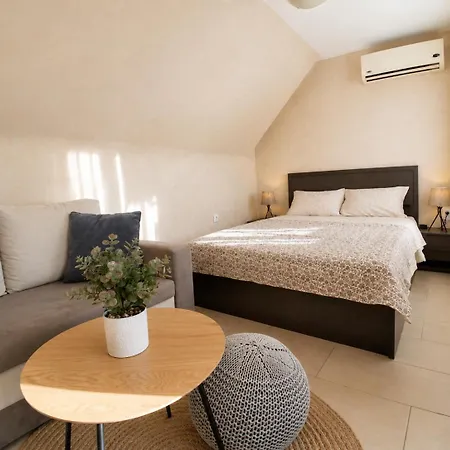 Nela - Harmony Apartment